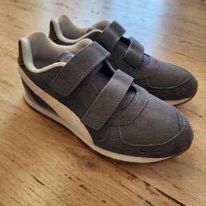 NWOT Puma Kids Gray Velcro Sneakers